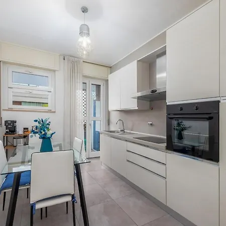 Splendid Xxl Home-2min From Metro,comfort Family Milan